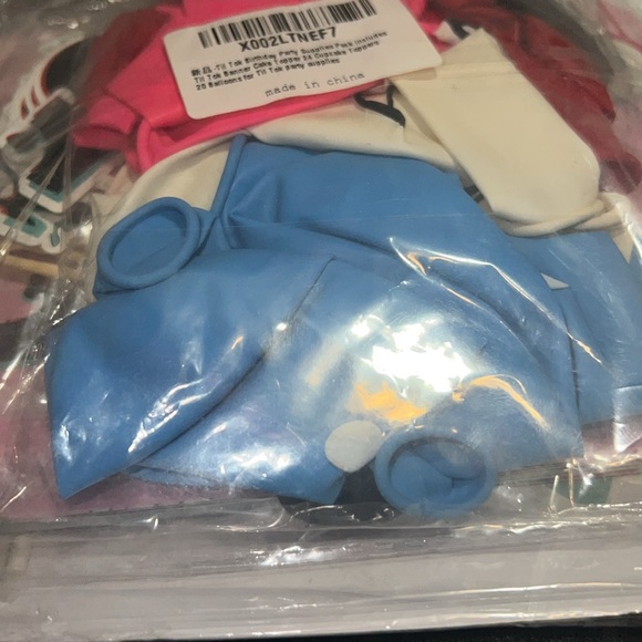 Tik Tok Party Decorations - Picture 3 of 3